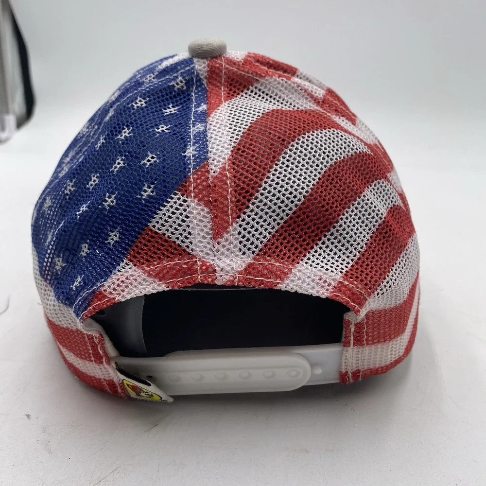 Buc-Ees Patriotic Hat Patriotic SnapBack Trucker Mesh American Flag Stars Stripe